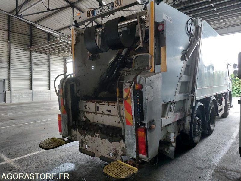 RENAULT - BOM Premium - 2008 / 412 258 km - DW-892-SD (BARA - R51651) - Camión de basura: foto 4 RENAULT - BOM Premium - 2008 / 412 258 km - DW-892-SD (BARA - R51651) - Camión de basura: foto 4