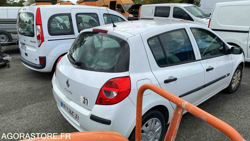 RENAULT CLIO - 2007 - 209285KM - Coche: foto 4 RENAULT CLIO - 2007 - 209285KM - Coche: foto 4