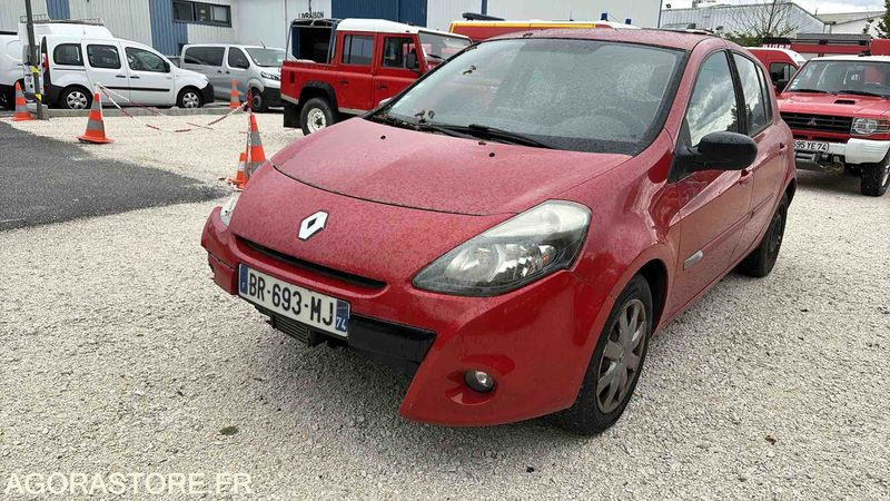 RENAULT CLIO 3 - 172 867 Kms- 2011-BR-693-MJ - Coche: foto 1 RENAULT CLIO 3 - 172 867 Kms- 2011-BR-693-MJ - Coche: foto 1