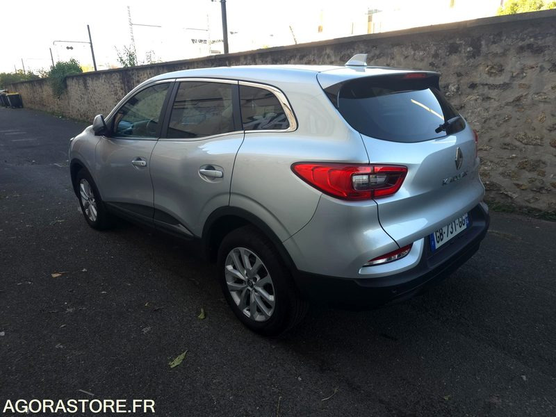 RENAULT KADJAR 1.5 DCI - 2021 - 145500 KM - SUV/ Todoterreno: foto 4 RENAULT KADJAR 1.5 DCI - 2021 - 145500 KM - SUV/ Todoterreno: foto 4