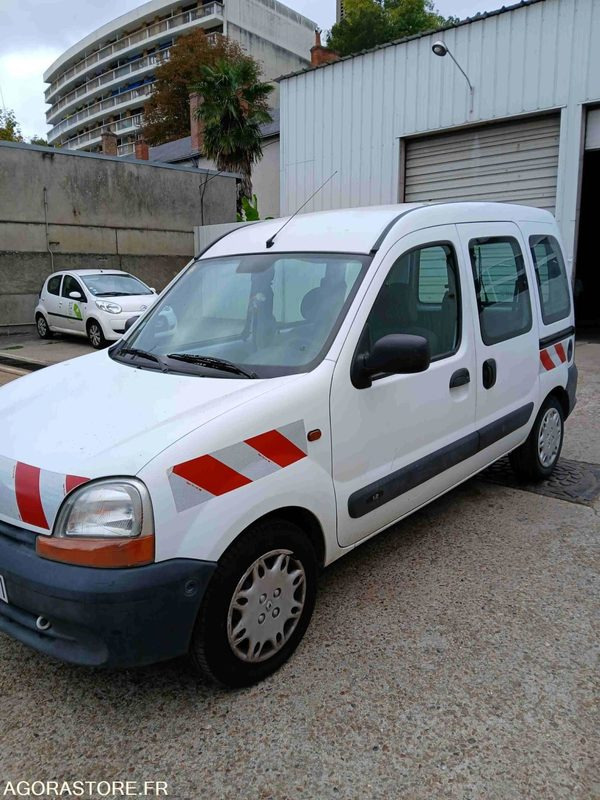 RENAULT KANGOO 1.2 - Coche: foto 2 RENAULT KANGOO 1.2 - Coche: foto 2