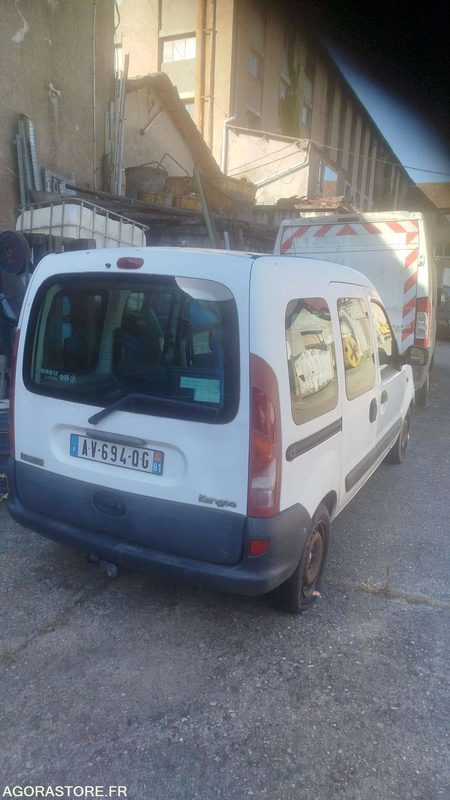 RENAULT KANGOO 300011KMS - Furgoneta pequeña: foto 2 RENAULT KANGOO 300011KMS - Furgoneta pequeña: foto 2