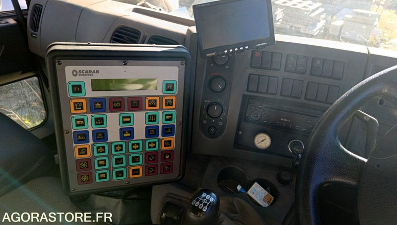 Barredora vial RENAULT MAJOR SCARAB - 2007 - 4730h: foto 7