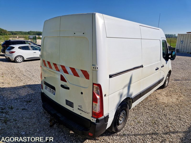 RENAULT MASTER- BY119KX - 2011 / 342 014 KM - Furgón: foto 3 RENAULT MASTER- BY119KX - 2011 / 342 014 KM - Furgón: foto 3