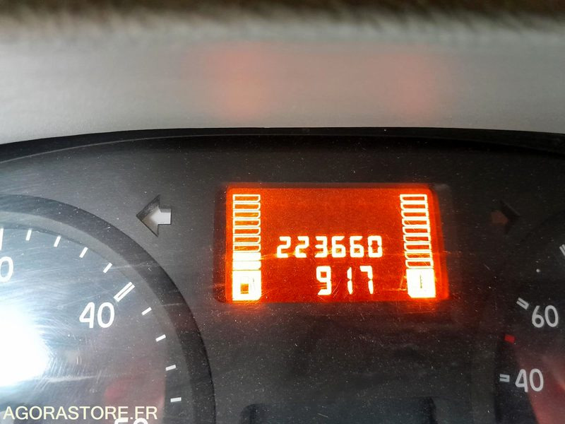 RENAULT MASTER FW 505 JD, 223 660kms? ANNEE 2006 - Furgoneta basculante: foto 3 RENAULT MASTER FW 505 JD, 223 660kms? ANNEE 2006 - Furgoneta basculante: foto 3