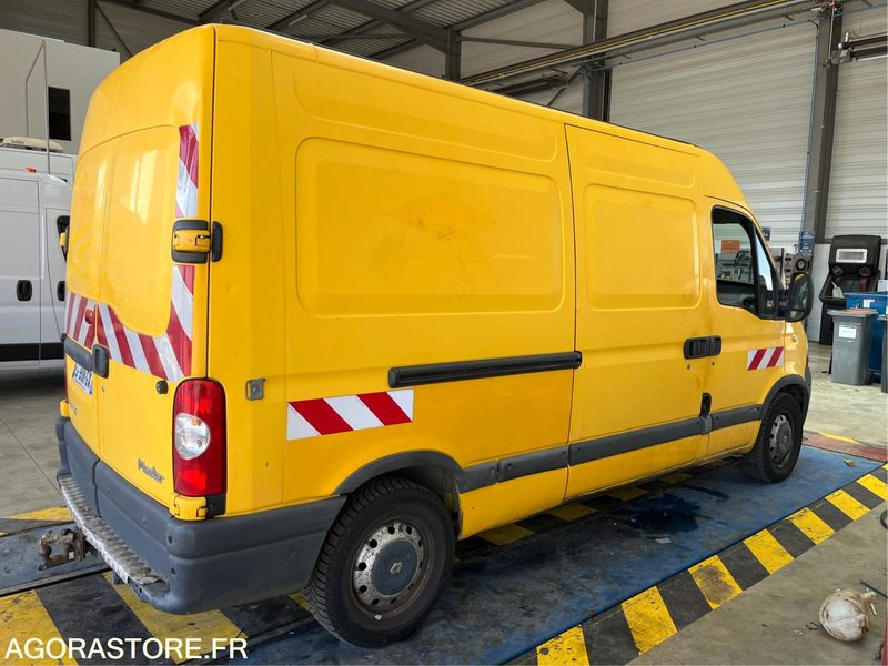 RENAULT MASTER L2H2 100.35 C - 2008 / 348198 KM (P1507015) - Furgón: foto 3 RENAULT MASTER L2H2 100.35 C - 2008 / 348198 KM (P1507015) - Furgón: foto 3