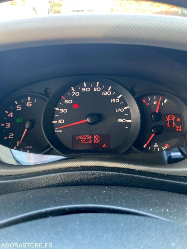 RENAULT MASTER VASP type ambulance - Ambulancia: foto 5 RENAULT MASTER VASP type ambulance - Ambulancia: foto 5