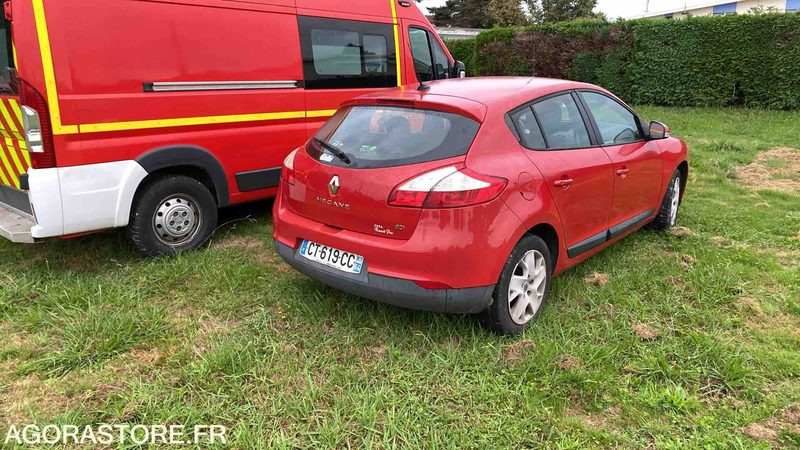 RENAULT MEGANE 309707kms - 2013 - Coche: foto 2 RENAULT MEGANE 309707kms - 2013 - Coche: foto 2