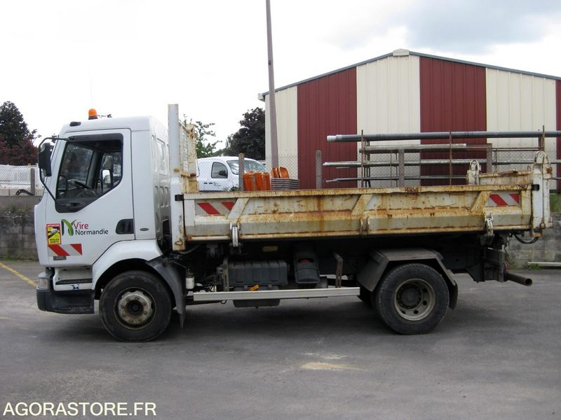 RENAULT Midlum 220 DCI - Furgoneta basculante: foto 2 RENAULT Midlum 220 DCI - Furgoneta basculante: foto 2