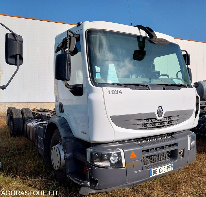 RENAULT PREMIUM 380-26 / 2010 / 475 190 km - Camión chasis: foto 2 RENAULT PREMIUM 380-26 / 2010 / 475 190 km - Camión chasis: foto 2