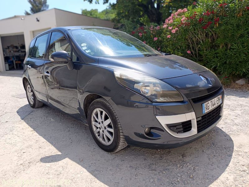 RENAULT SCENIC - 2009 - 154900KMS - Coche: foto 1 RENAULT SCENIC - 2009 - 154900KMS - Coche: foto 1