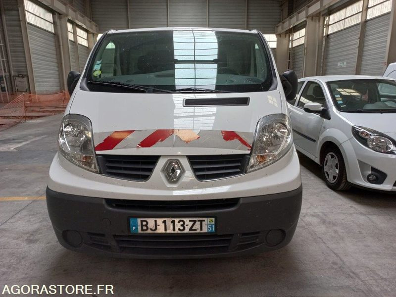 RENAULT TRAFIC BJ-113-ZT - Furgón: foto 1 RENAULT TRAFIC BJ-113-ZT - Furgón: foto 1