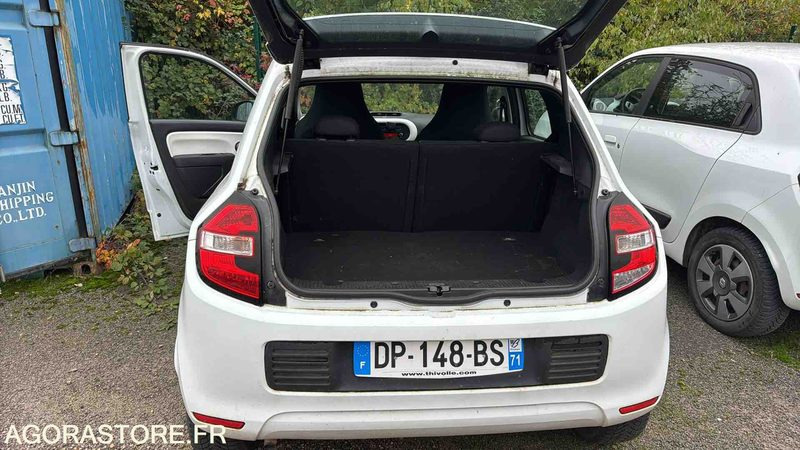 RENAULT TWINGO - 2015- 91103 KM - Coche: foto 3 RENAULT TWINGO - 2015- 91103 KM - Coche: foto 3