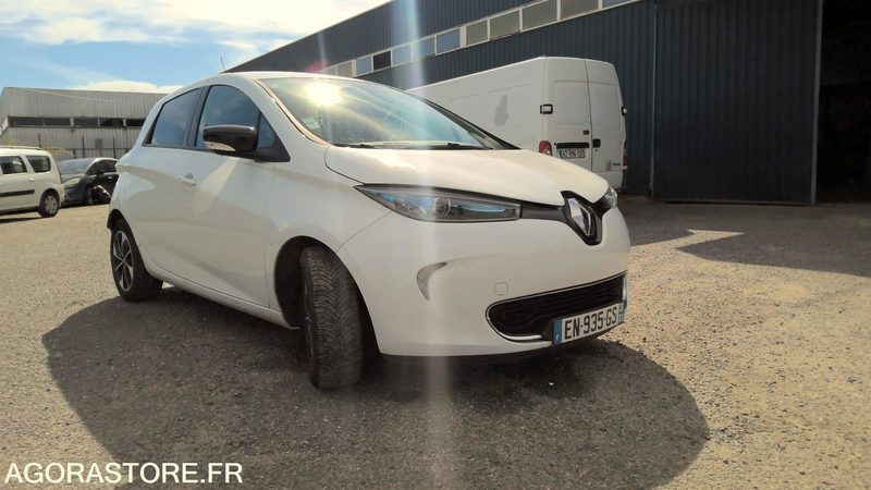RENAULT ZOE - 2017 - 63000 KMS - CT OK - AUTONOMIE 210 KMS - Coche: foto 2 RENAULT ZOE - 2017 - 63000 KMS - CT OK - AUTONOMIE 210 KMS - Coche: foto 2