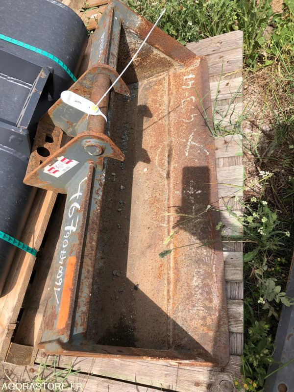 Godet curage 1000mm LEHNHOFF MS01 - Recambio para Maquinaria de construcción: foto 2 Godet curage 1000mm LEHNHOFF MS01 - Recambio para Maquinaria de construcción: foto 2
