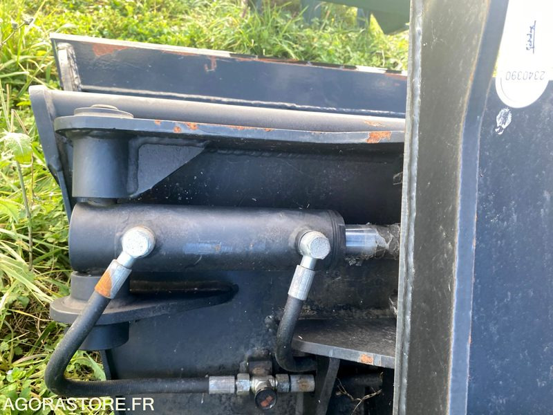 Godet curage orientable pour pelle 4T à 6T NEUF - Recambio para Maquinaria de construcción: foto 5 Godet curage orientable pour pelle 4T à 6T NEUF - Recambio para Maquinaria de construcción: foto 5