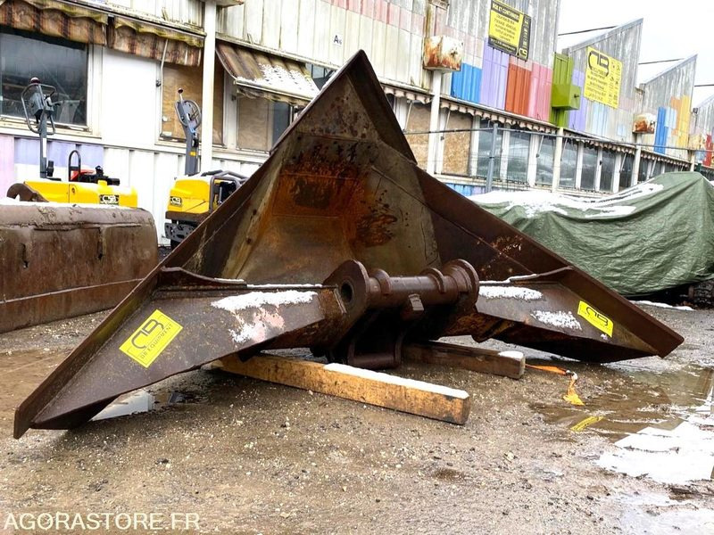 Godet trapèze pour pelle de 20 à 30T attache Morin M6 - Recambio para Maquinaria de construcción: foto 1 Godet trapèze pour pelle de 20 à 30T attache Morin M6 - Recambio para Maquinaria de construcción: foto 1