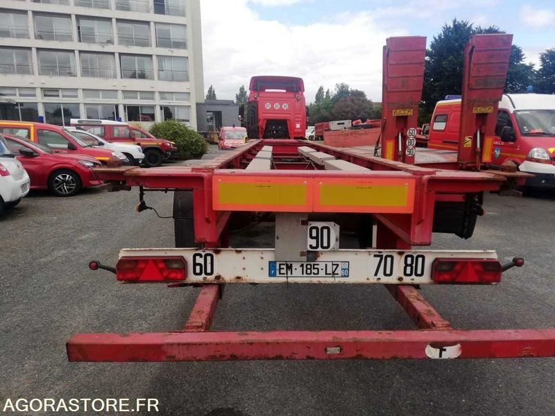 REMORQUE FRUEHAUF porte conteneurs - Remolque: foto 1 REMORQUE FRUEHAUF porte conteneurs - Remolque: foto 1