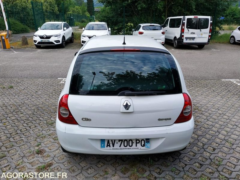 Renault Clio 2010 de 82 391 kms (AV-700-PQ) - Coche: foto 3 Renault Clio 2010 de 82 391 kms (AV-700-PQ) - Coche: foto 3