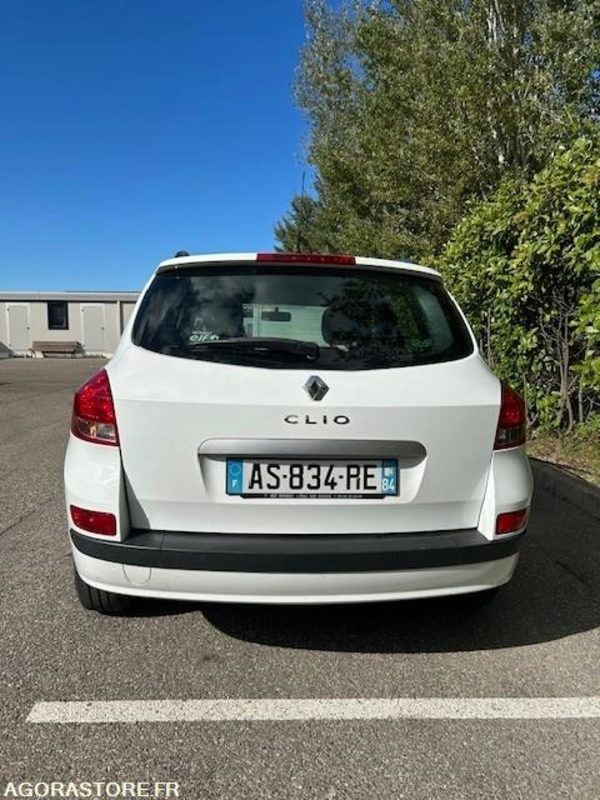 Renault Clio break 100600kms 2010 - Coche familiar: foto 4 Renault Clio break 100600kms 2010 - Coche familiar: foto 4