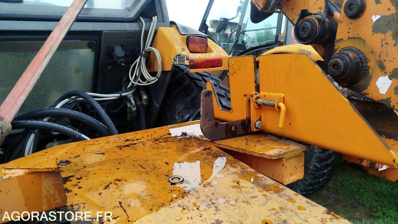 Renault Ergos 100 - 2001 - 11860h - 161ASD31 - Tractor: foto 4 Renault Ergos 100 - 2001 - 11860h - 161ASD31 - Tractor: foto 4