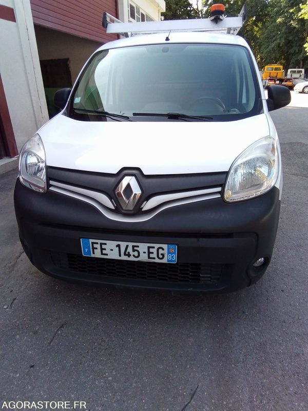 Renault Kangoo 1.5 dci 90 CV 159648 kms clim gps - Furgoneta pequeña: foto 1 Renault Kangoo 1.5 dci 90 CV 159648 kms clim gps - Furgoneta pequeña: foto 1