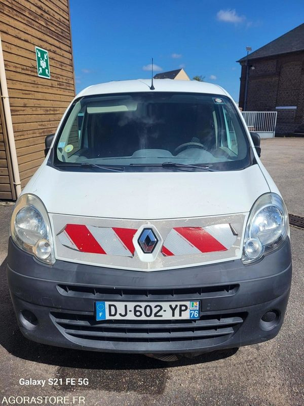 Renault Kangoo 2 141721 kms 2008 - Furgoneta pequeña: foto 3 Renault Kangoo 2 141721 kms 2008 - Furgoneta pequeña: foto 3