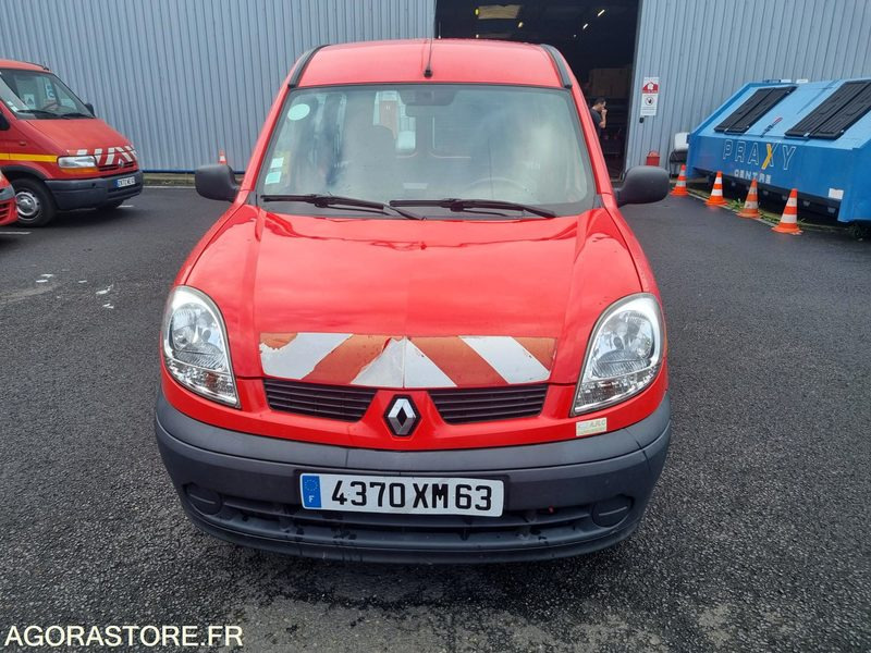 Renault Kangoo Diesel - 4370 XM 63 - 2003 - Furgoneta pequeña: foto 1 Renault Kangoo Diesel - 4370 XM 63 - 2003 - Furgoneta pequeña: foto 1