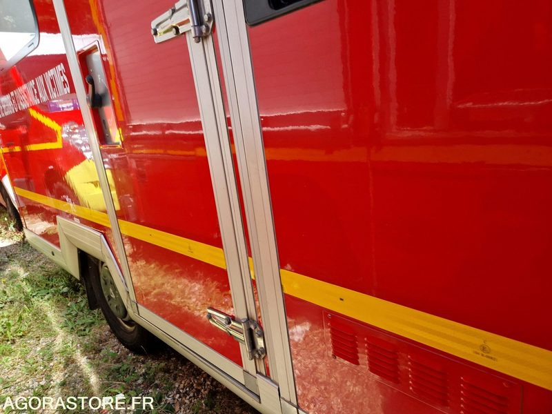 Ambulancia Renault Master - 2011 - 270594 - CE149HL: foto 6 Ambulancia Renault Master - 2011 - 270594 - CE149HL: foto 6