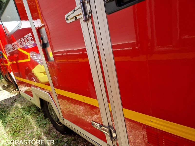 Ambulancia Renault Master - 2011 - 270594 - CE149HL: foto 7 Ambulancia Renault Master - 2011 - 270594 - CE149HL: foto 7