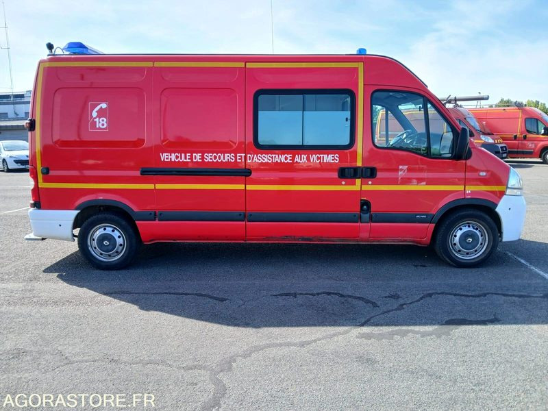 Renault Master II 2.5 DCI 120 CV - Furgón: foto 1 Renault Master II 2.5 DCI 120 CV - Furgón: foto 1