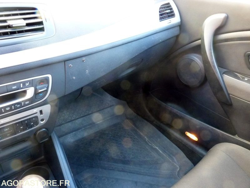 Coche Renault Mégane: foto 9