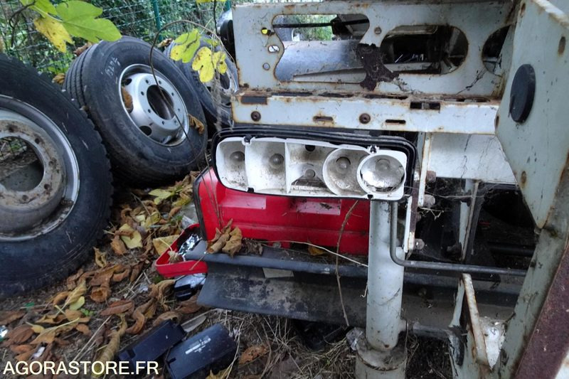 Renault Midlum 220 DXI - Coche: foto 3 Renault Midlum 220 DXI - Coche: foto 3