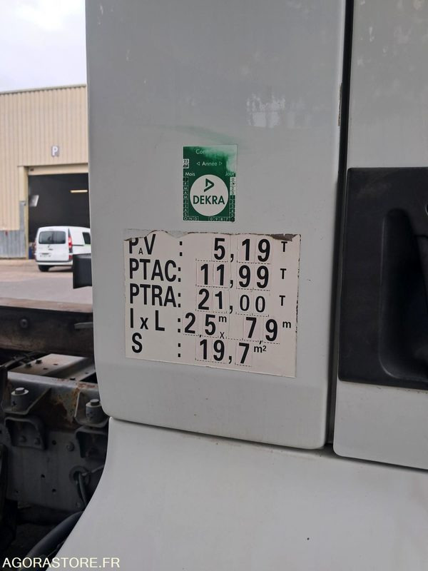 Renault Midlum 2650 ZJ 42 - Camión multibasculante: foto 5 Renault Midlum 2650 ZJ 42 - Camión multibasculante: foto 5