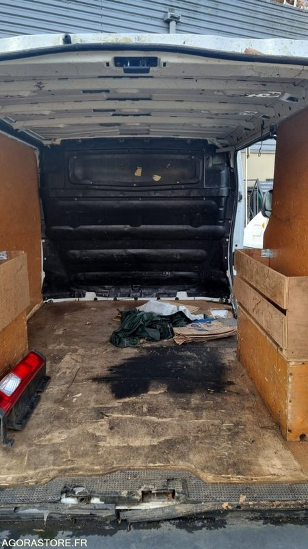 Renault Trafic 2.0 DCI 2010 117000kms - Furgón: foto 5 Renault Trafic 2.0 DCI 2010 117000kms - Furgón: foto 5