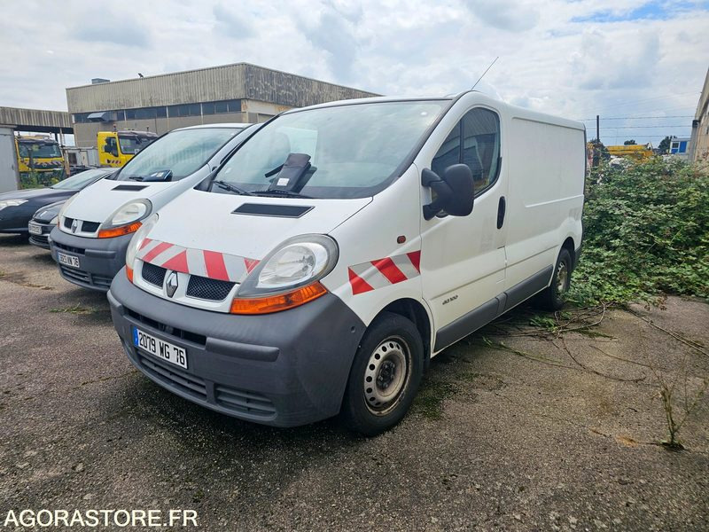 Renault trafic - 2003 - 344971km - 2079WG76 - Furgón: foto 1 Renault trafic - 2003 - 344971km - 2079WG76 - Furgón: foto 1