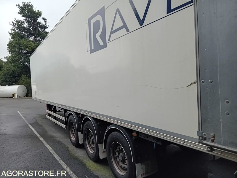 Semi-remorque Fourgon Fruehauf - 2018 (30737) - Semirremolque caja cerrada: foto 3 Semi-remorque Fourgon Fruehauf - 2018 (30737) - Semirremolque caja cerrada: foto 3