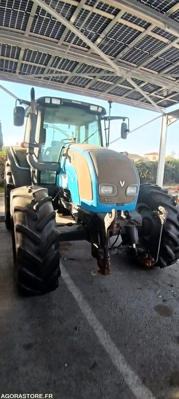 TRACTEUR VALTRA N101H CH-682-EQ 8575H AM 2007 - Tractor: foto 1 TRACTEUR VALTRA N101H CH-682-EQ 8575H AM 2007 - Tractor: foto 1