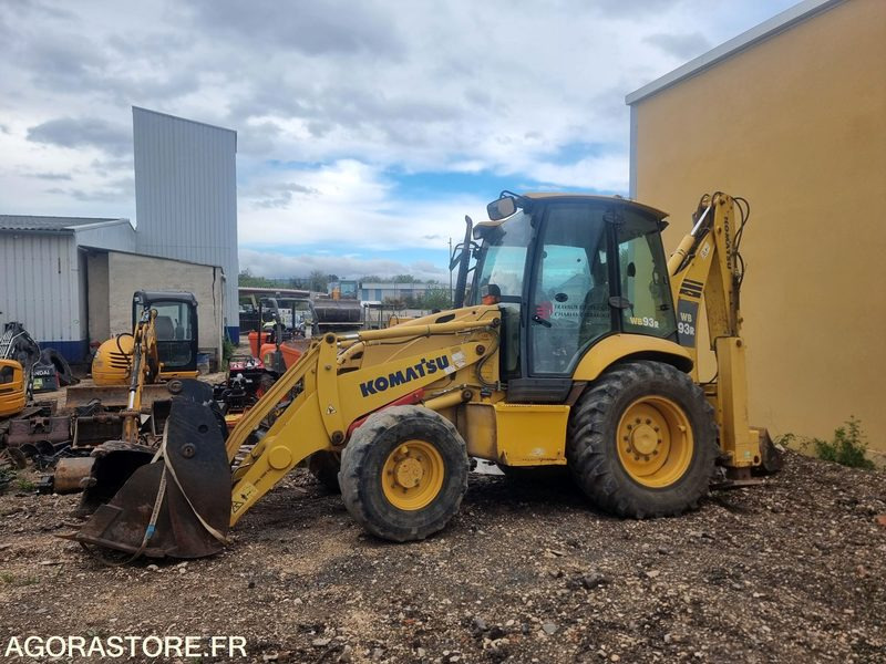 TRACTOPELLE KOMATSU WB93R / F51441 / 2006 / 7 391H / VENTE EN L'ETAT - Retroexcavadora: foto 1 TRACTOPELLE KOMATSU WB93R / F51441 / 2006 / 7 391H / VENTE EN L'ETAT - Retroexcavadora: foto 1