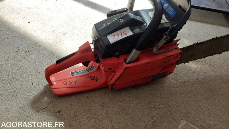 Tronçonneuse - 3262 - Maquinaria de jardinería: foto 4 Tronçonneuse - 3262 - Maquinaria de jardinería: foto 4