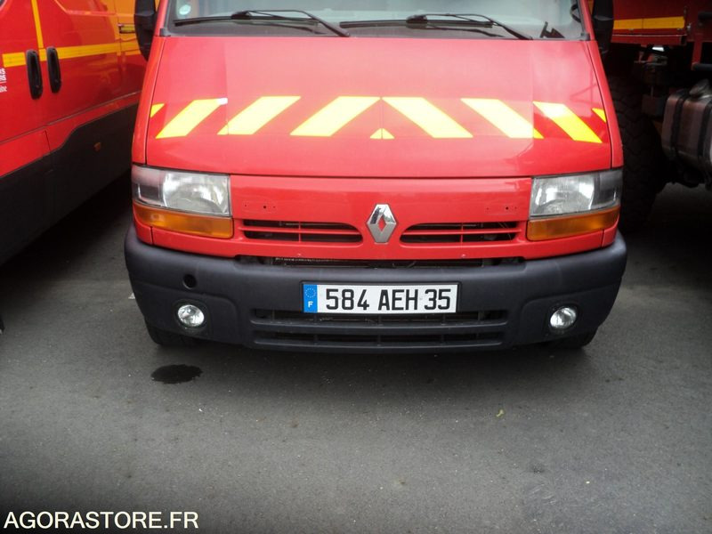 VTU RENAULT MASTER 90 DCI n° 584 AEH 35 - Furgoneta pequeña: foto 3 VTU RENAULT MASTER 90 DCI n° 584 AEH 35 - Furgoneta pequeña: foto 3