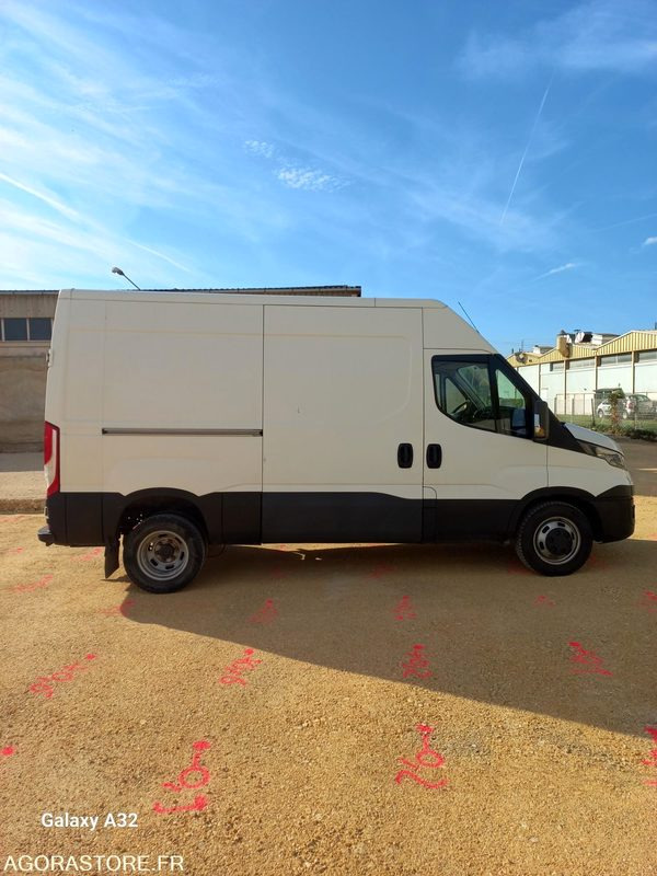 Fourgon iveco - Furgón: foto 4 Fourgon iveco - Furgón: foto 4