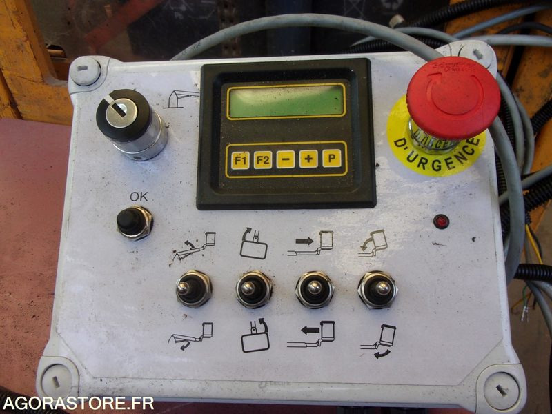 Lot de 2 télécommandes état neuf - Equipo de construcción: foto 1 Lot de 2 télécommandes état neuf - Equipo de construcción: foto 1