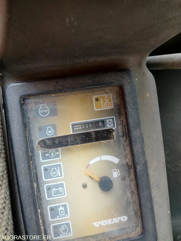 Mini pelle volvo ec25 - Miniexcavadora: foto 4 Mini pelle volvo ec25 - Miniexcavadora: foto 4