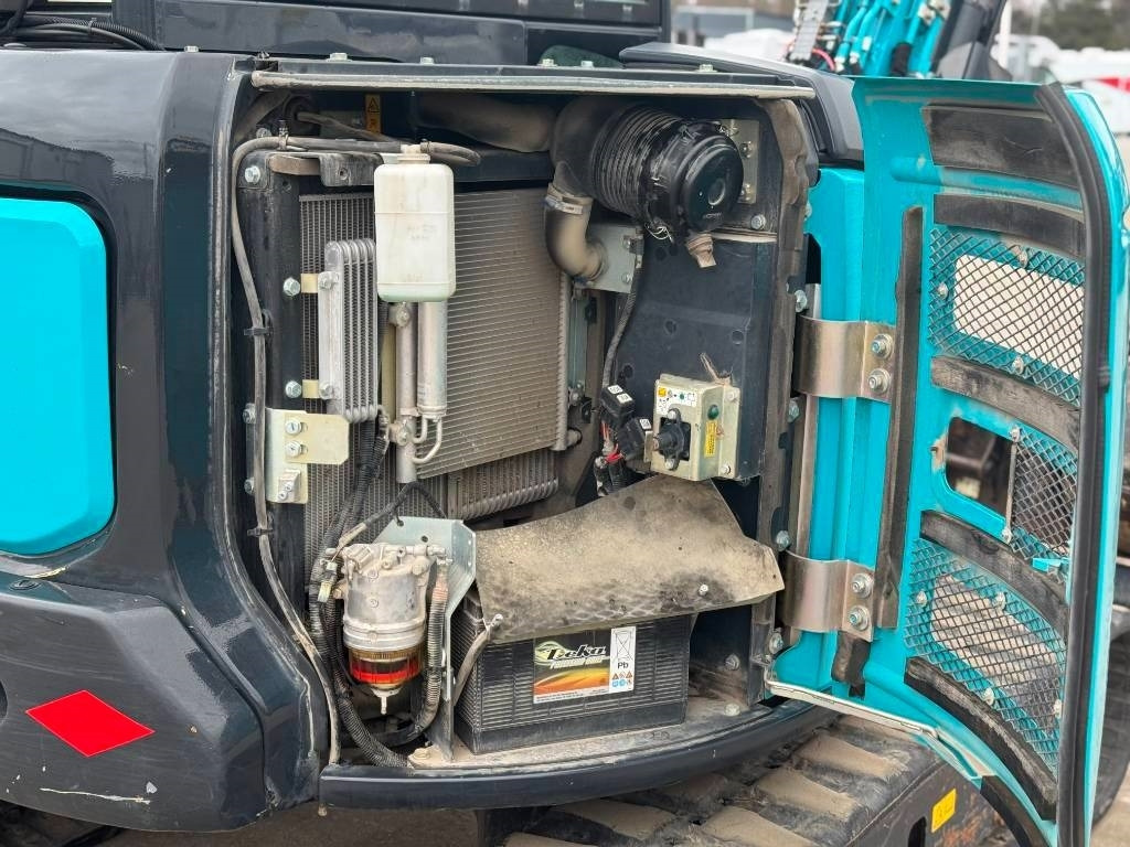 Miniexcavadora Airman AX 55: foto 8