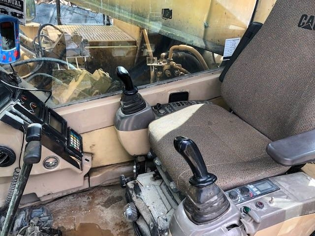 Excavadora de cadenas CAT 385 B: foto 13 Excavadora de cadenas CAT 385 B: foto 13