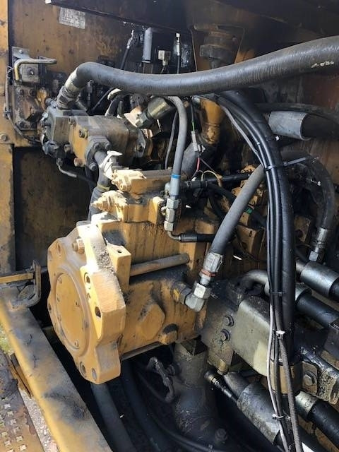 Excavadora de cadenas CAT 385 B: foto 15 Excavadora de cadenas CAT 385 B: foto 15