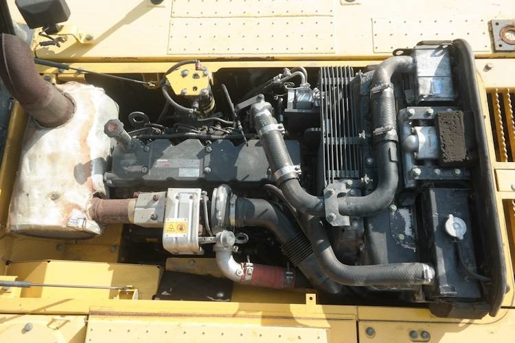Excavadora de cadenas Komatsu PC240-8: foto 17
