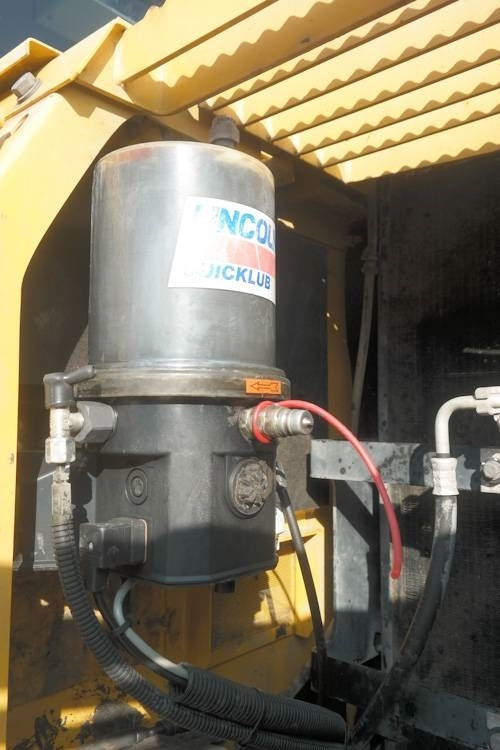 Excavadora de cadenas Komatsu PC240-8: foto 15