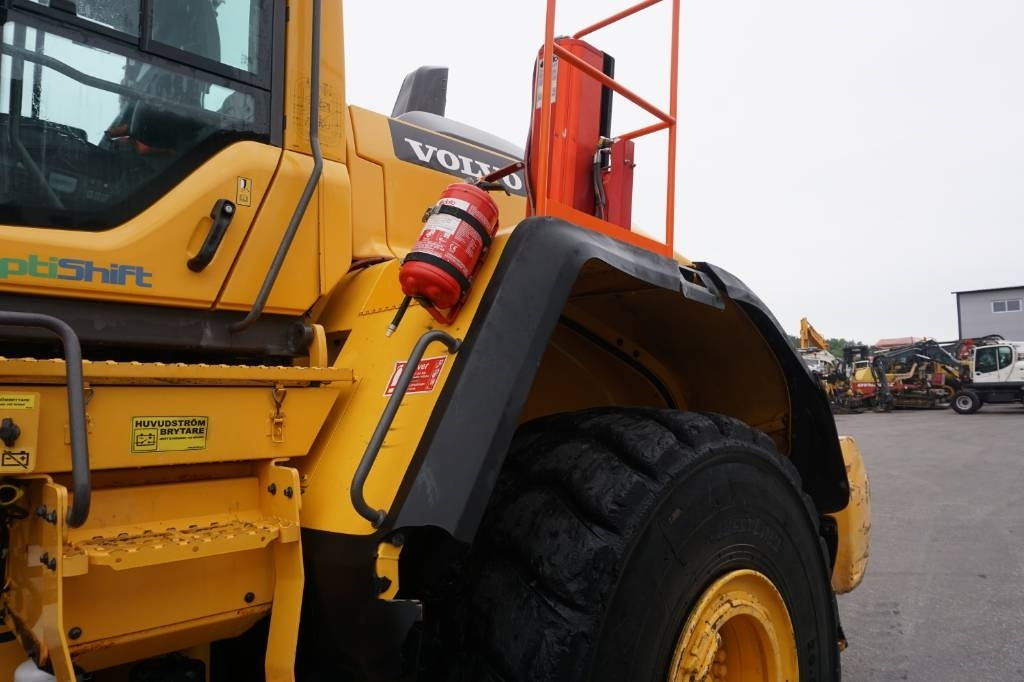 Cargadora de ruedas Volvo L250H *Uthyres*: foto 13